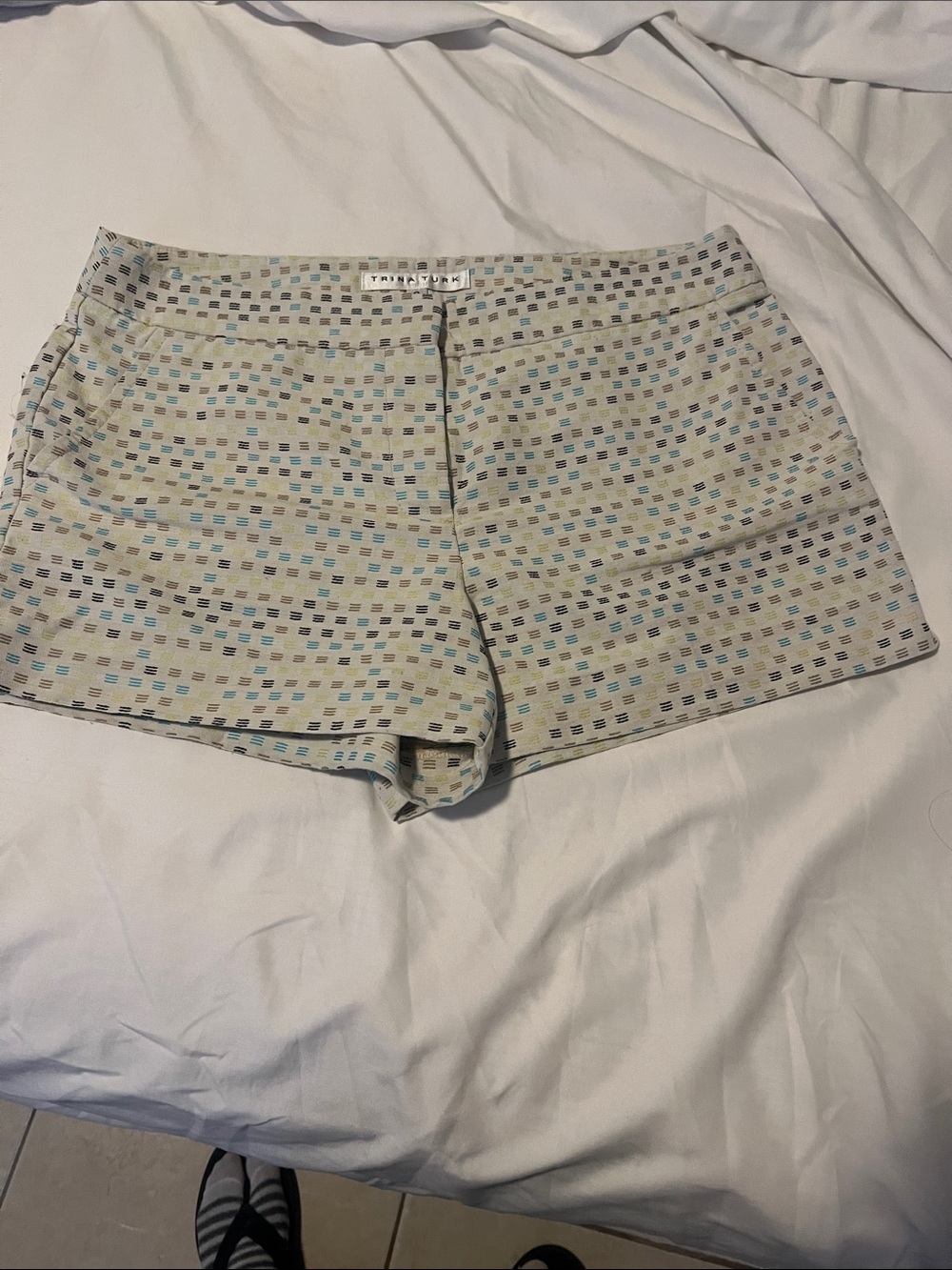 Trina Turk Light Cream Patterned Women’s Shorts